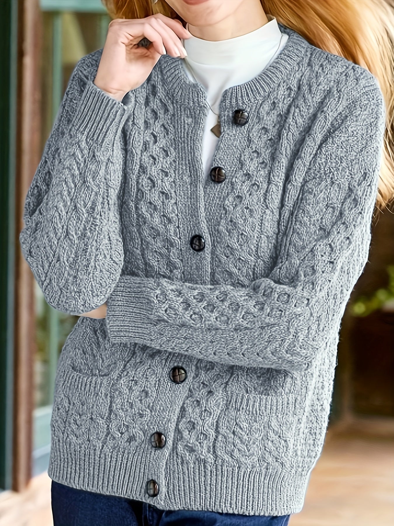 Haloa | Elegant Cardigan