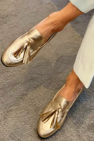 Ailaan | Gold Mocassin With Tassels