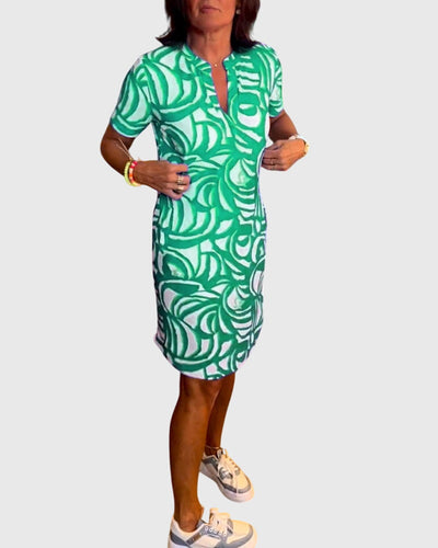 Mika™ - Flattering Avenue Walk Dress