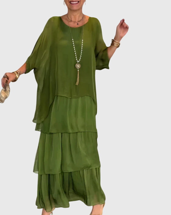 Raelynn™ - Long and Flowing Elegant Dress