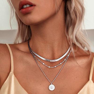 Ureta | Triple Necklace