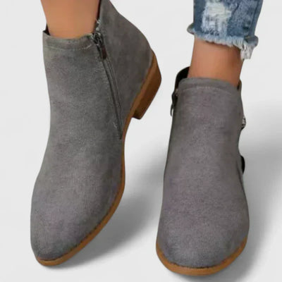 Quenby™ - Sophisticated Boots