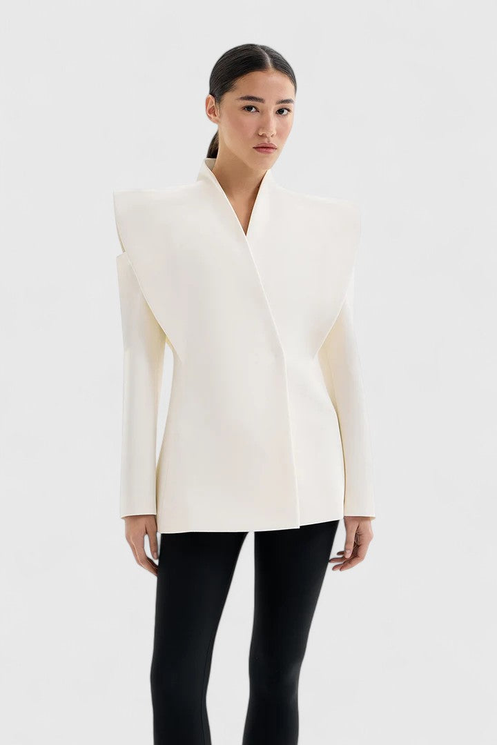 Xavia | Elegant Blazer