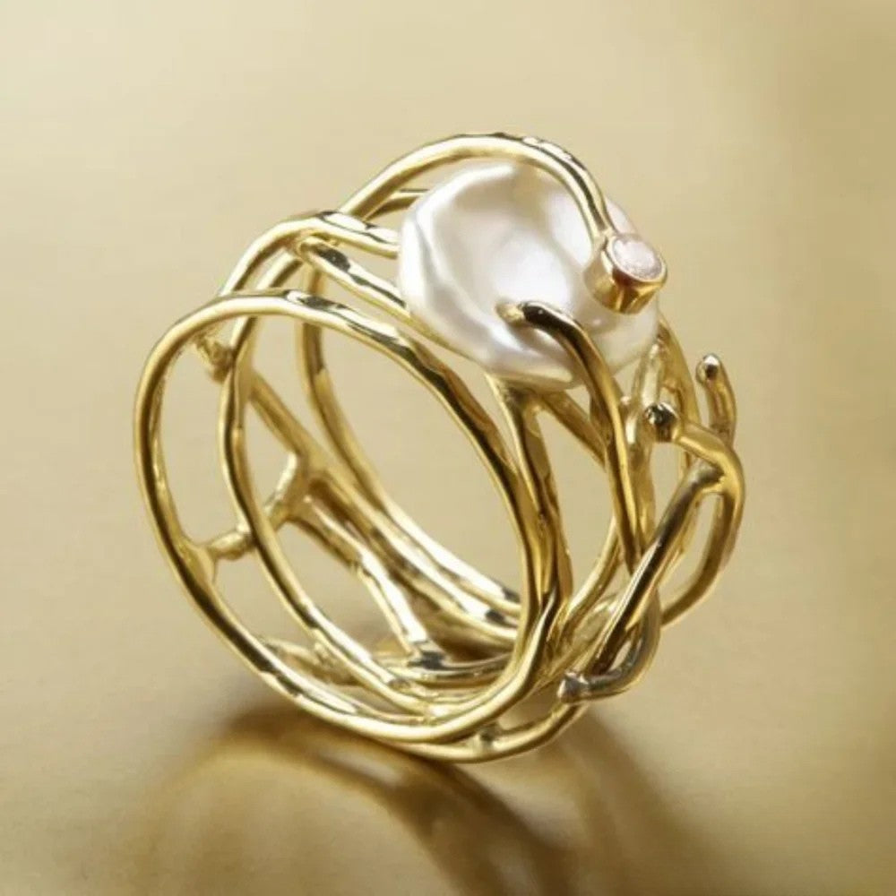 Nella | Antique Thin Ring with Pearl