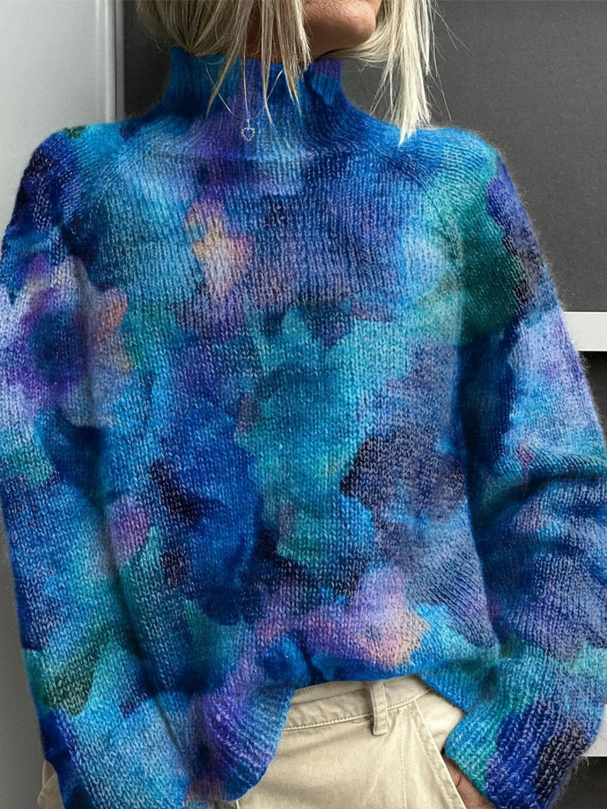 Nakoa | Abstract floral watercolor pattern knit turtleneck sweater