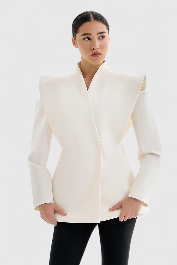 Xavia | Elegant Blazer