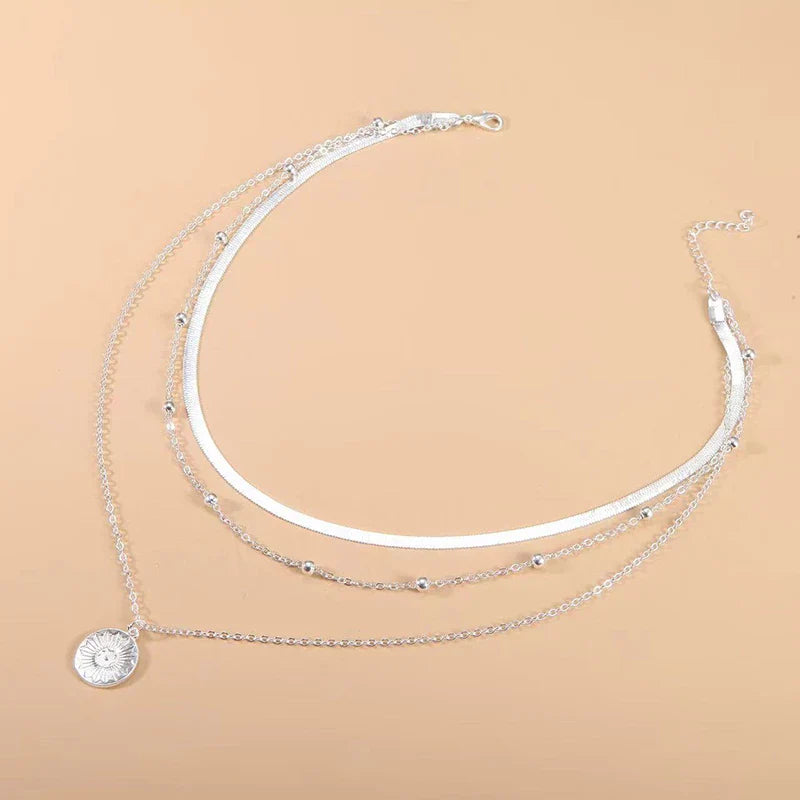 Ureta | Triple Necklace