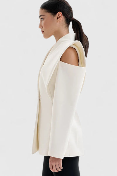Xavia | Elegant Blazer