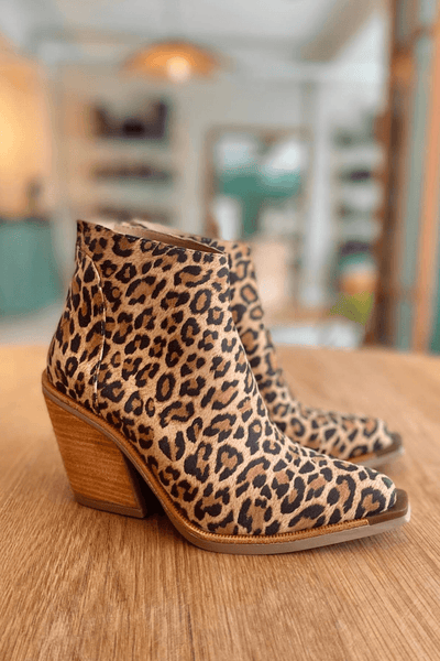 Koina | Pointed Toe Cowboy Boot