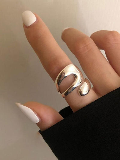 Joan  | Elegant Adjustable Ring