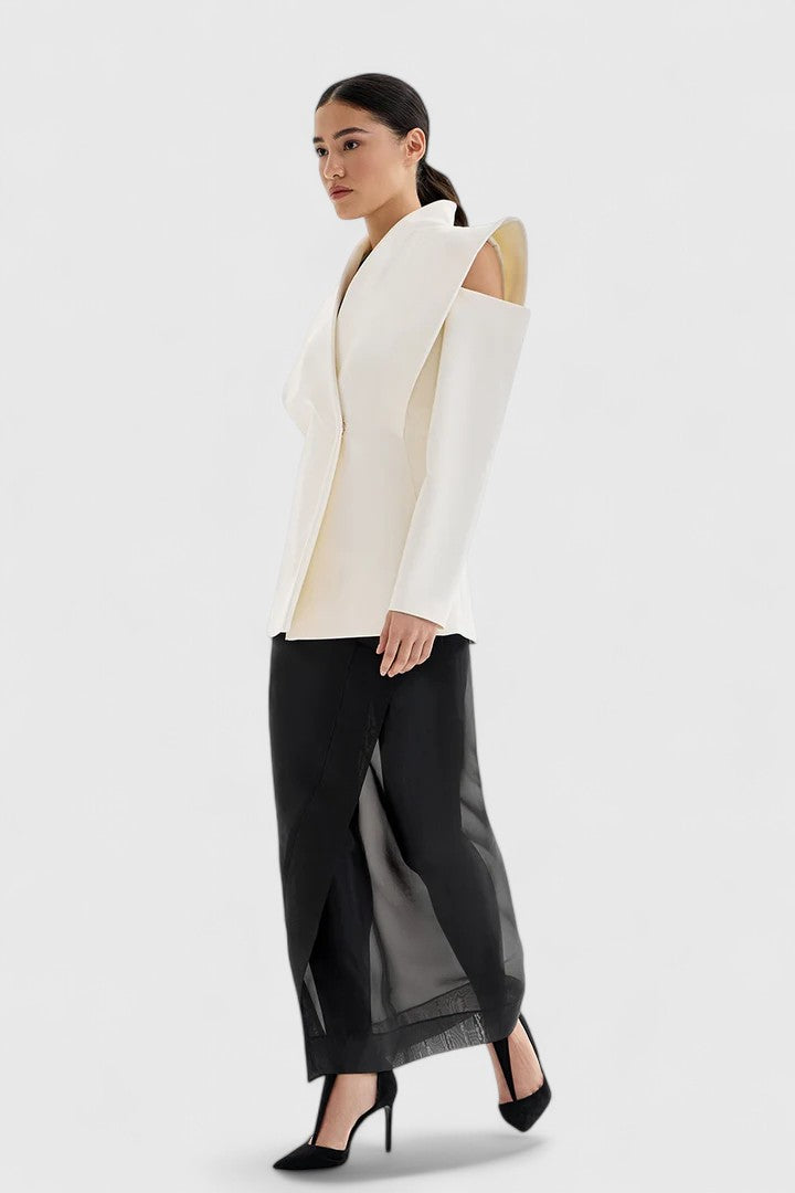 Xavia | Elegant Blazer