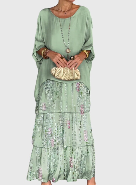 Raelynn™ - Long and Flowing Elegant Dress