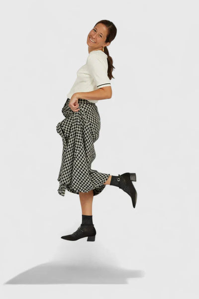 Isola |  Orthopedic Heels
