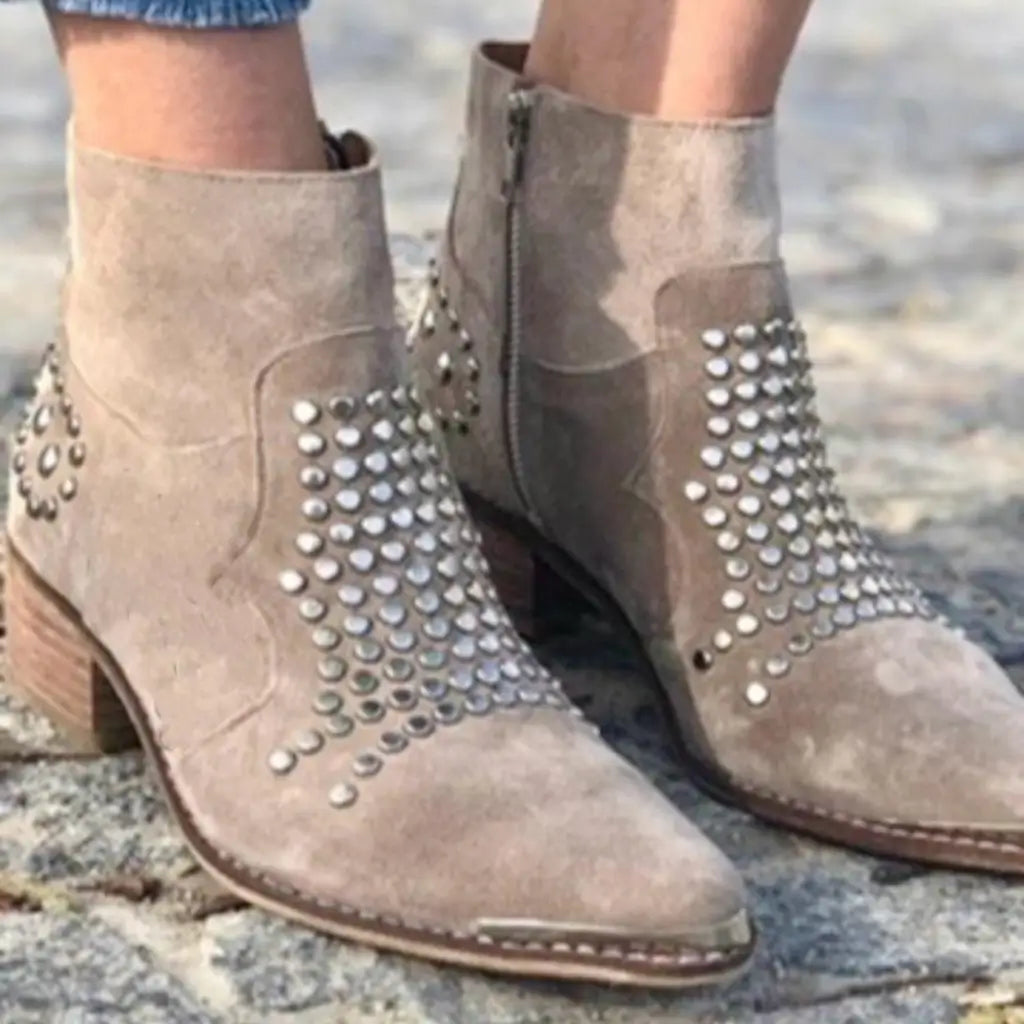 Arlane | Ankle Boots With Studs