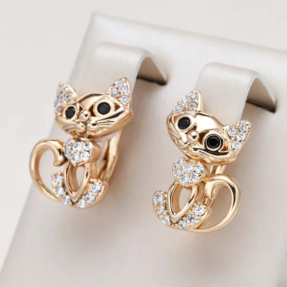 Narra | Elegant Zirconia Cat Earrings