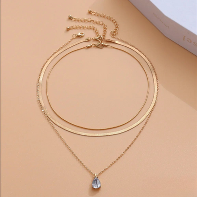 Nimra | Layered Necklace with Gold-Colored Zirconia Pendant