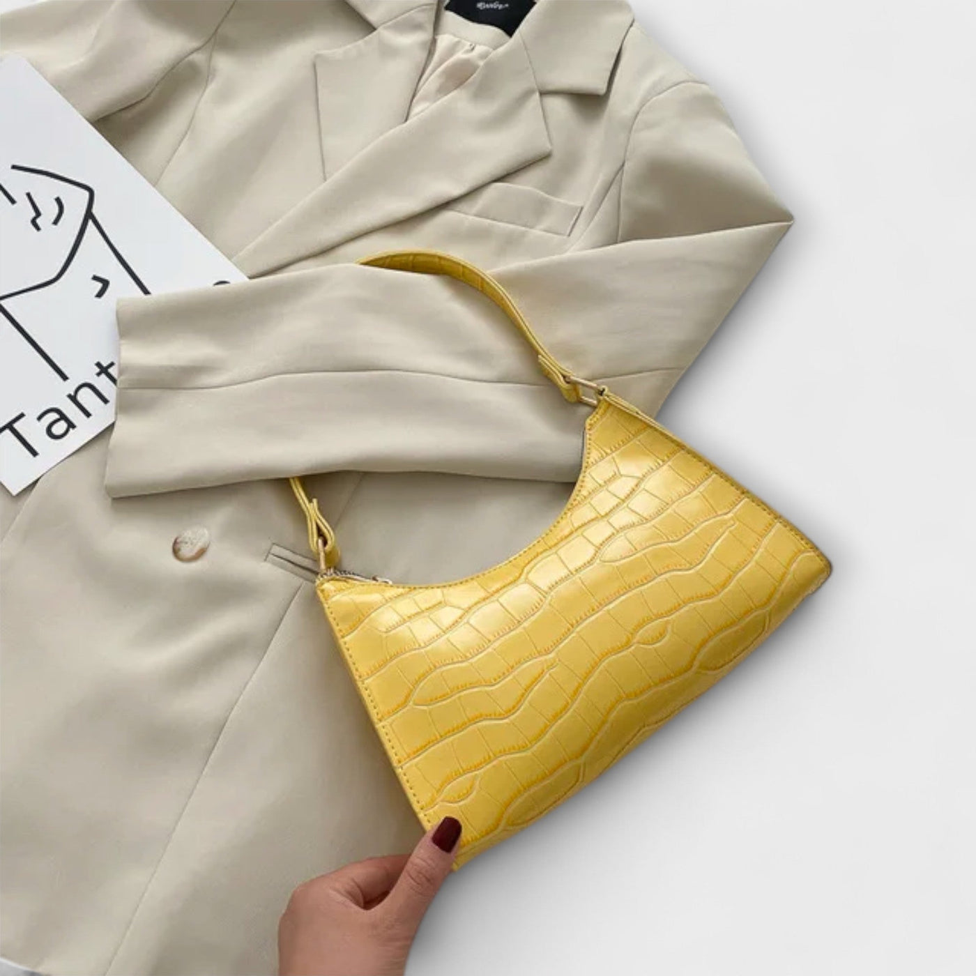 Ariazia | Shiny Leather Bag