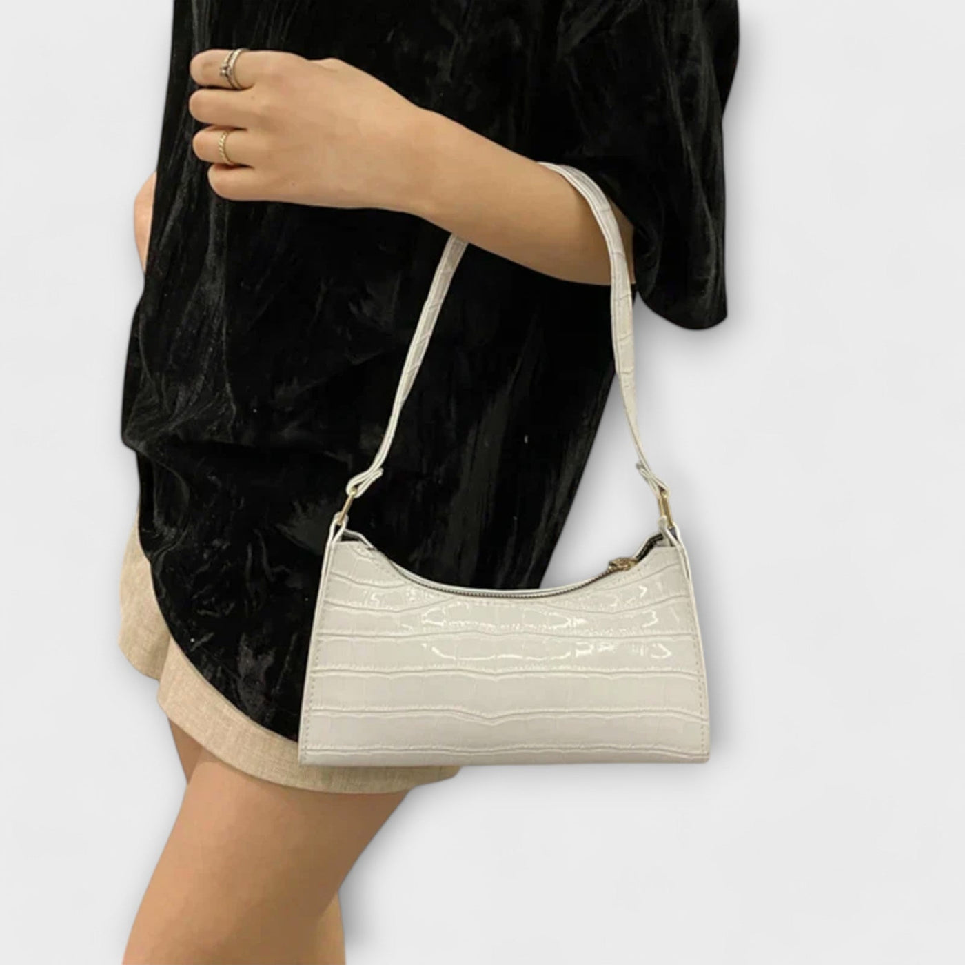 Ariazia | Shiny Leather Bag