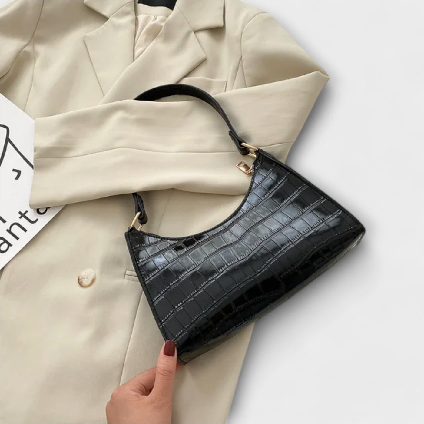 Ariazia | Shiny Leather Bag