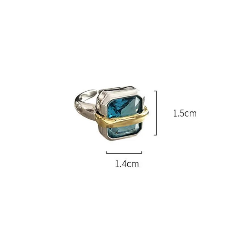 Barisa | Blue Zircon Silver Ring
