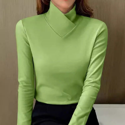 Zinara | Turtleneck Fit