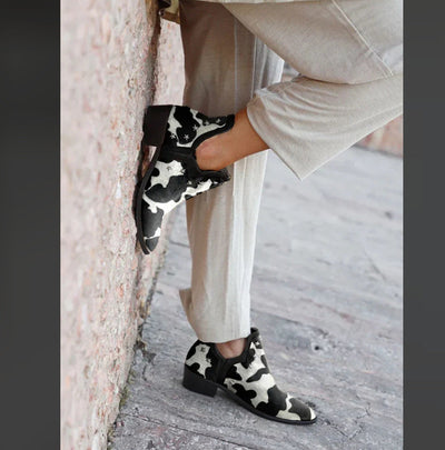 Oila | Western Boots With Studs