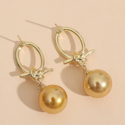 Epi | Golden Pearl Hoop Earrings