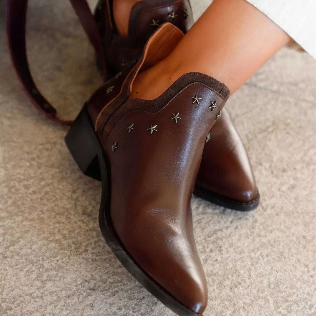 Oila | Western Boots With Studs