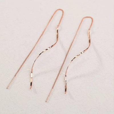 Arima | Long Earrings with Wavy Design