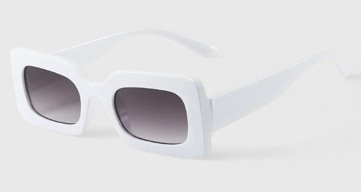 Evette | Sophisticated Sunglasses