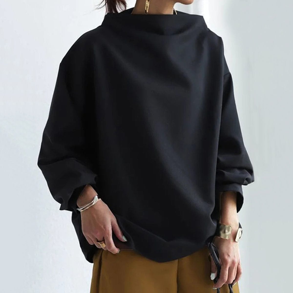 Elidi | High-Neck Casual Top