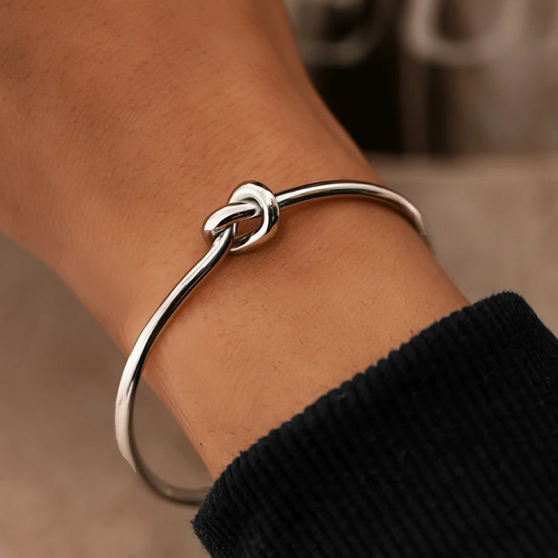 Vira | Adjustable Vintage Knot Bracelet