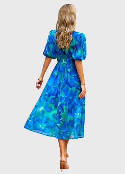 Iris™ - Flattering Floral Midi Dress