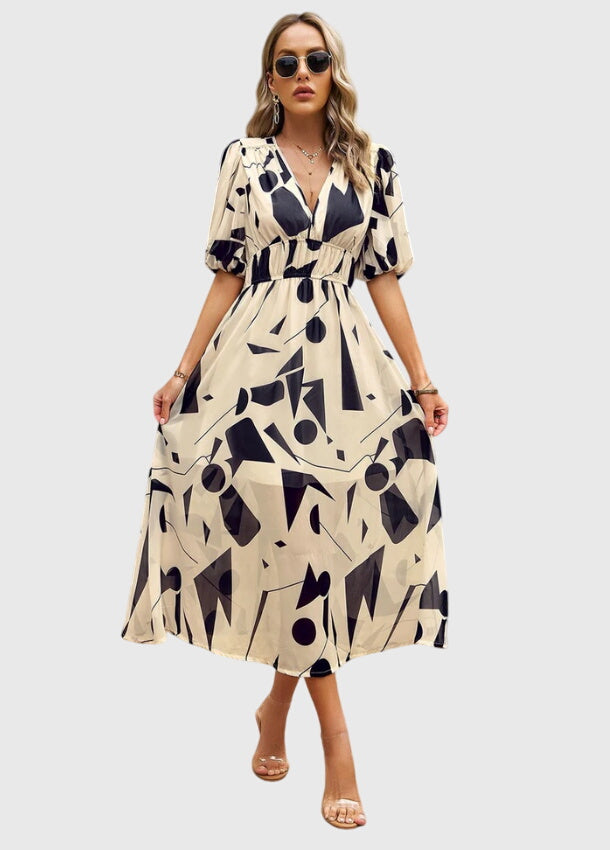 Iris™ - Flattering Floral Midi Dress