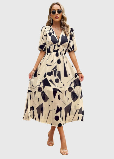 Iris™ - Flattering Floral Midi Dress
