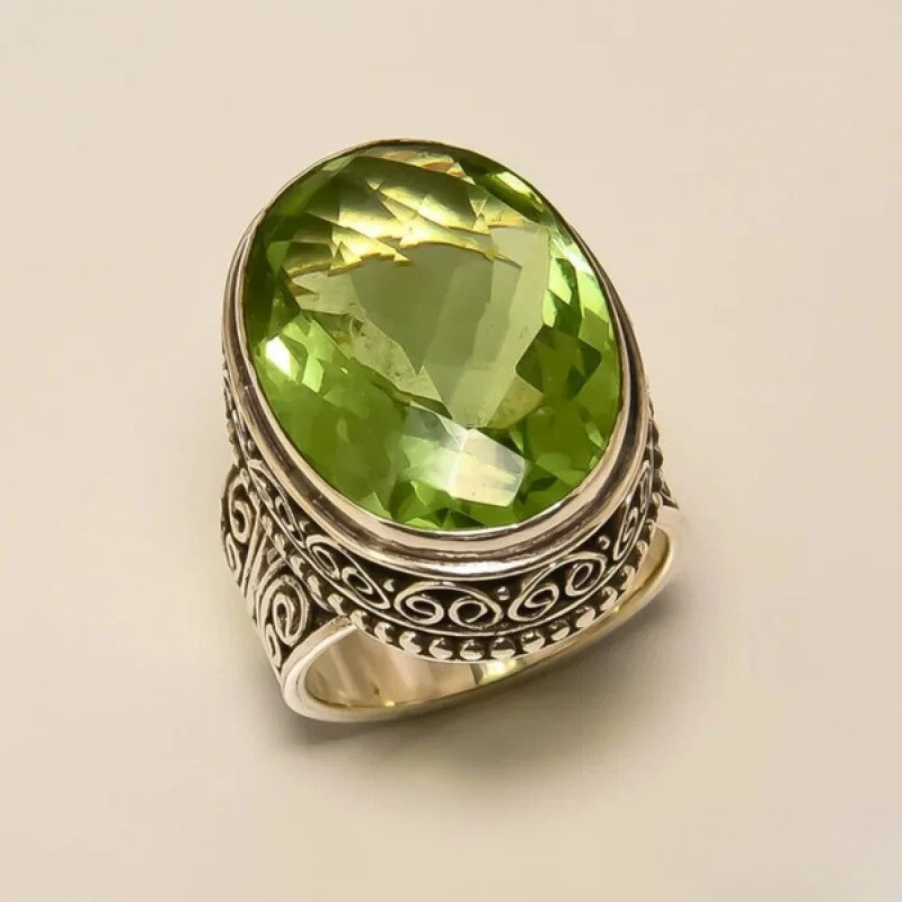 Wency | Antique Olive Ring