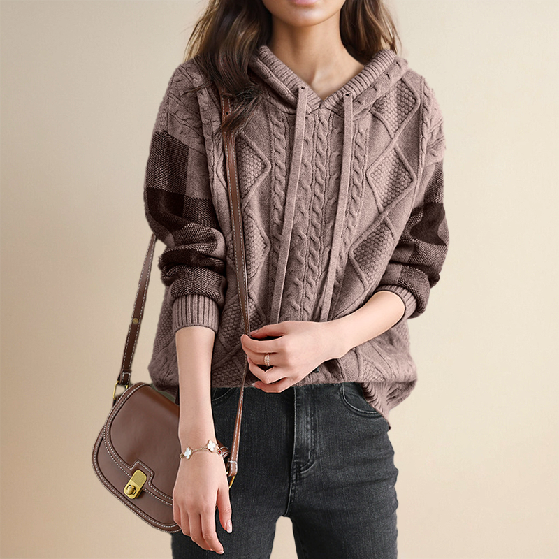 Itzel | Hooded Sweater