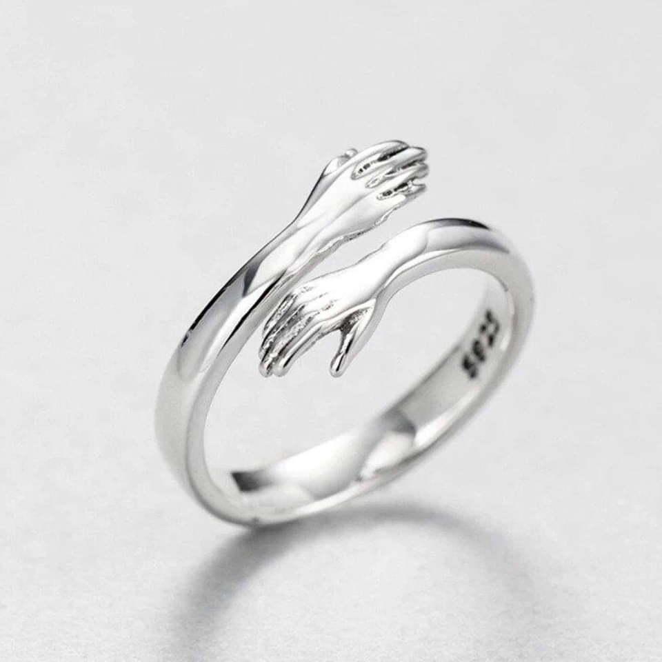Phine | Silver Embrace Ring