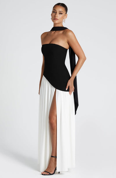 Remi™ - Sophisticated Maxi Dress